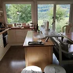 Attersee - Atemberaubende Lage - Bezauberndes Hideaway *