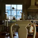 Attersee - Atemberaubende Lage - Bezauberndes Hideaway Semesterbostad *