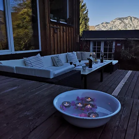 Attersee - Atemberaubende Lage - Bezauberndes Hideaway