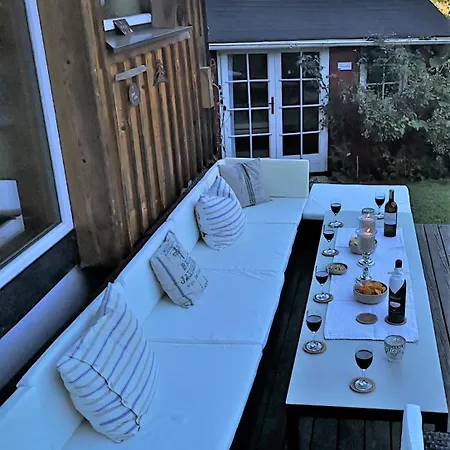 Attersee - Atemberaubende Lage - Bezauberndes Hideaway Feriehus *