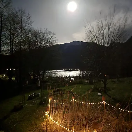 Attersee - Sauna, Kamin, Seeblick Holiday home