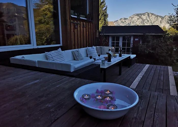Attersee - Atemberaubende Lage - Bezauberndes Hideaway