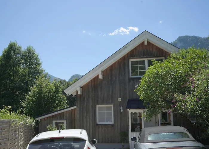 Attersee - Atemberaubende Lage - Bezauberndes Hideaway *