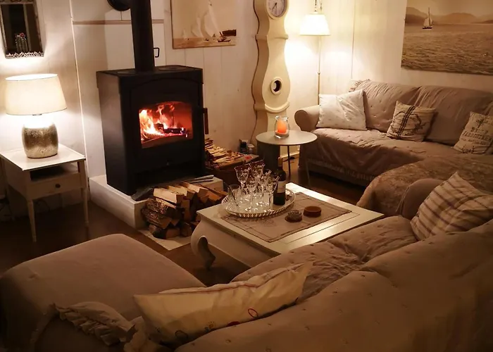 Attersee - Atemberaubende Lage - Bezauberndes Hideaway Tatil Evi Unterach am Attersee