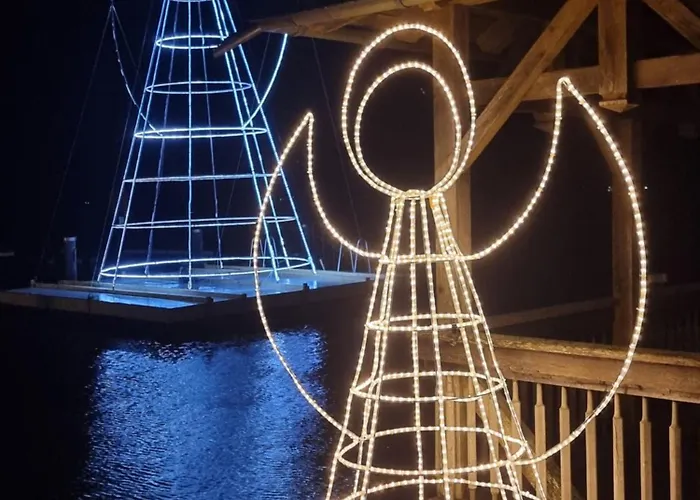 Attersee - Atemberaubende Lage - Bezauberndes Hideaway Tatil Evi *