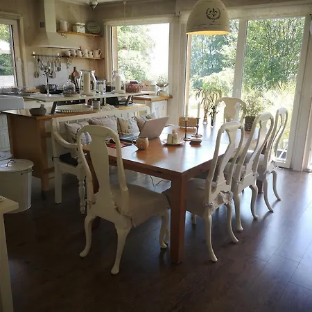 Attersee - Atemberaubende Lage - Bezauberndes Hideaway