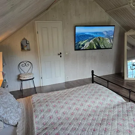 Attersee - Atemberaubende Lage - Bezauberndes Hideaway 度假居