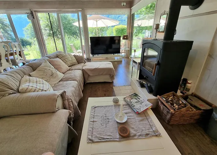 Attersee - Atemberaubende Lage - Bezauberndes Hideaway Дом отдыха Унтерах-ам-Аттерзе